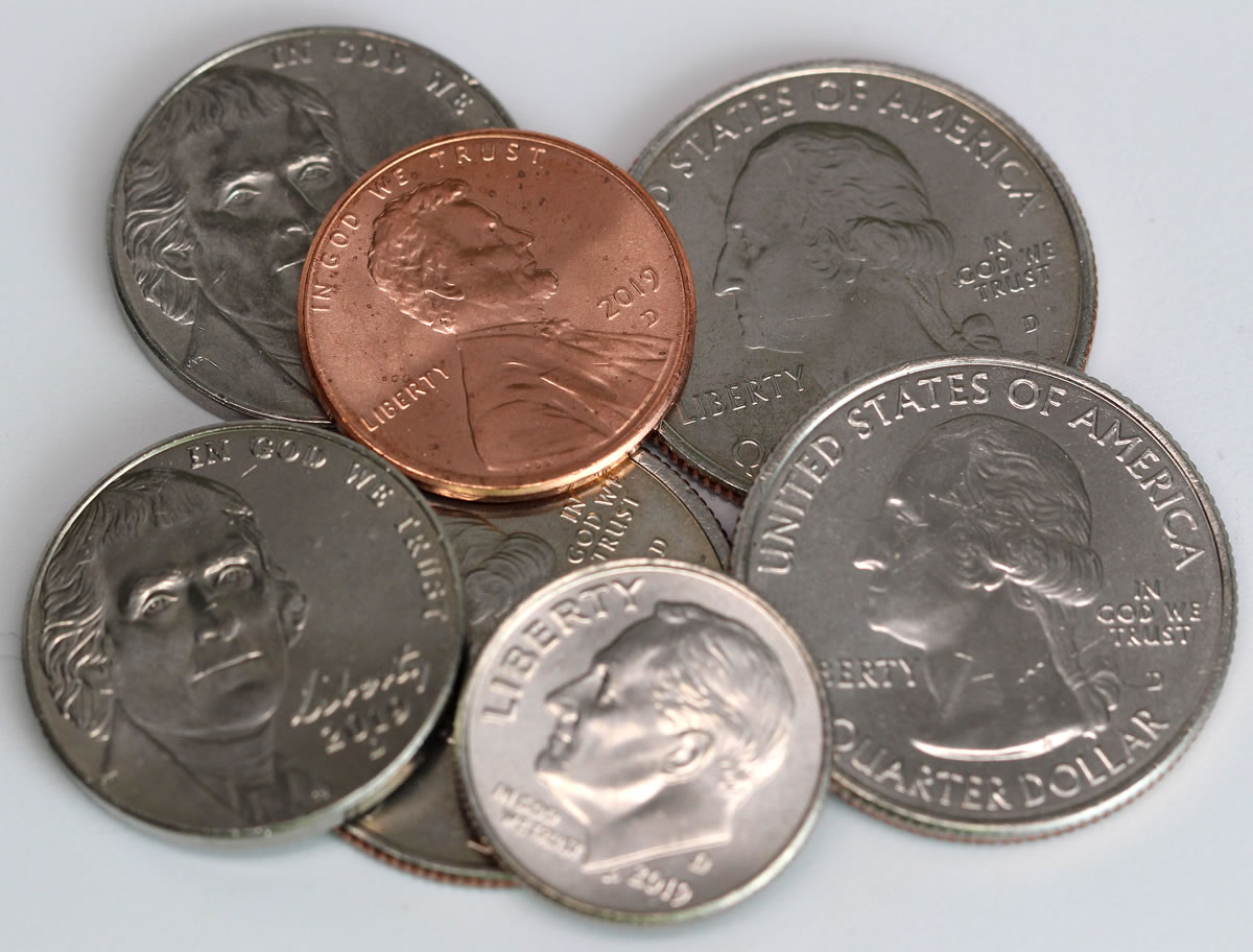 How to Avoid Interest When Cashing in Coins for Bills