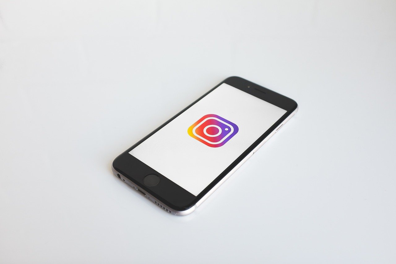 Discover How to Get the Blue Instagram Badge and Get Verified